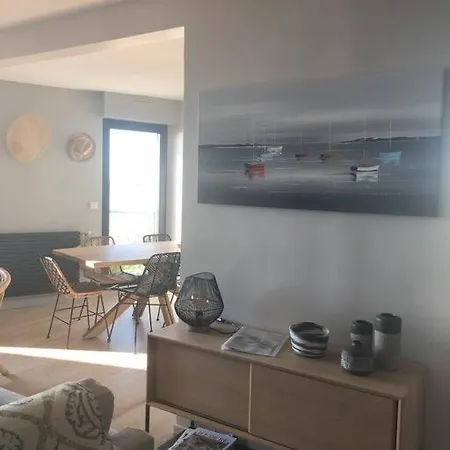 Vue Et Les Minimes Apartment